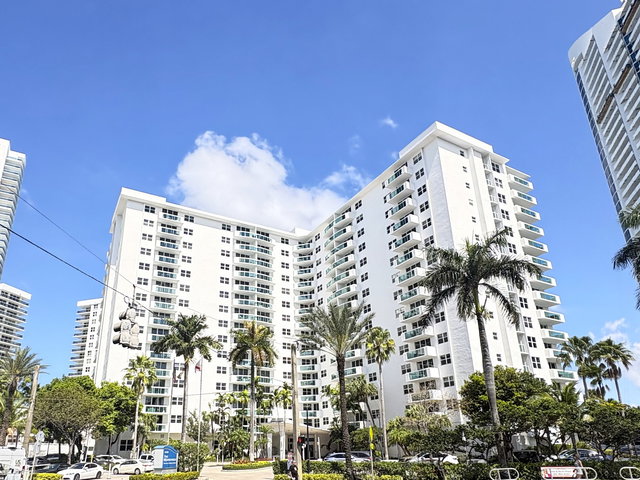 The Residences on Hollywood Beach I  photo 2